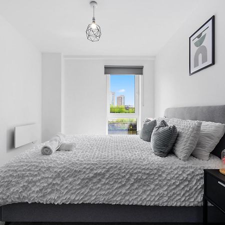 Harboview Haven Waterfront Apartment Манчестер Экстерьер фото