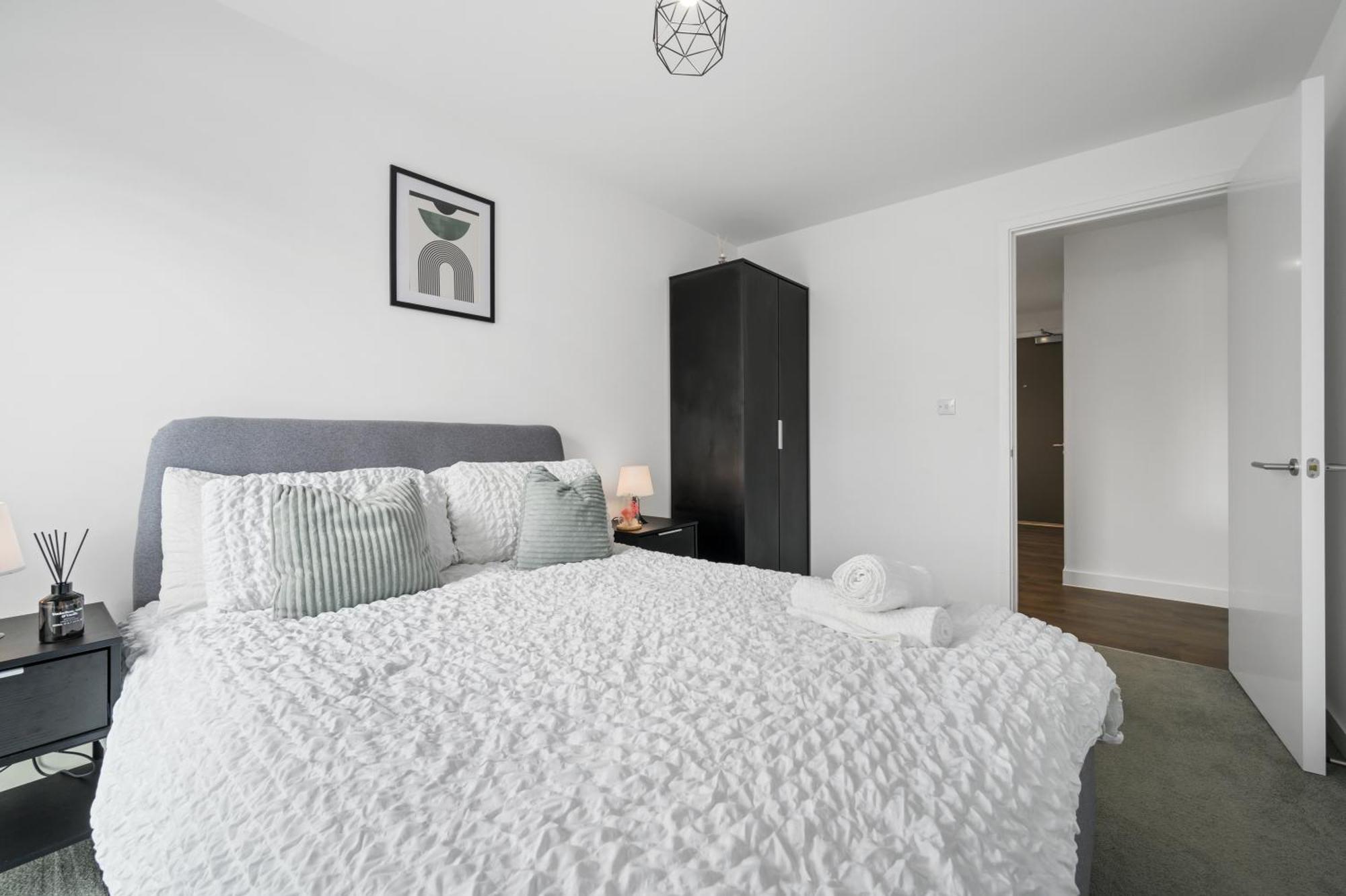 Harboview Haven Waterfront Apartment Манчестер Экстерьер фото
