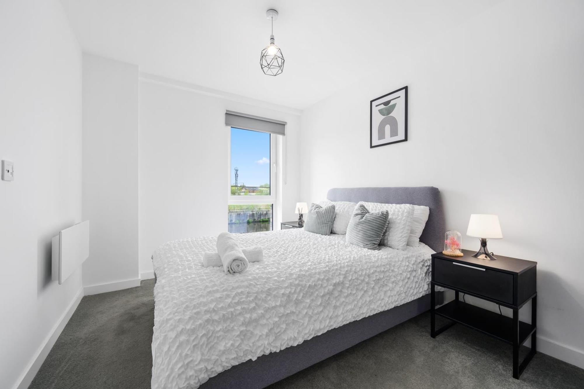 Harboview Haven Waterfront Apartment Манчестер Экстерьер фото